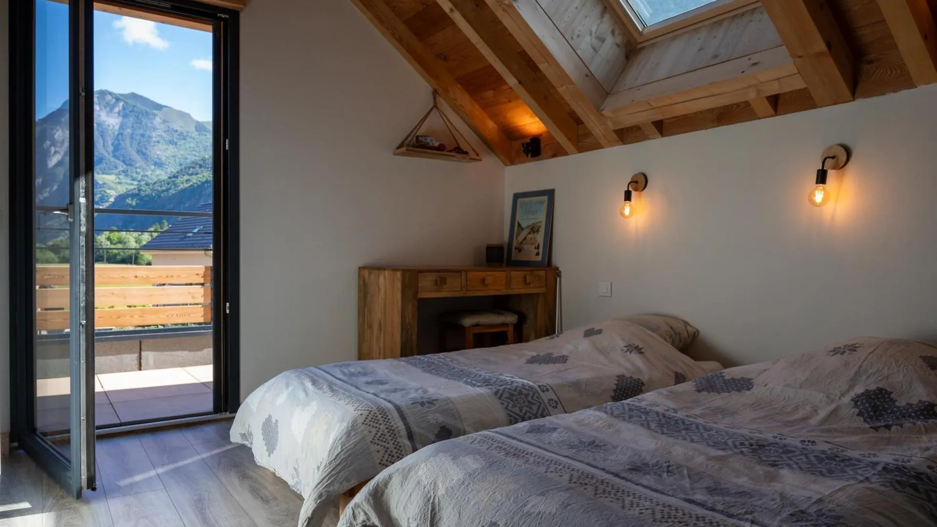 L'Escapade Oisans Apartment Le Vert  France