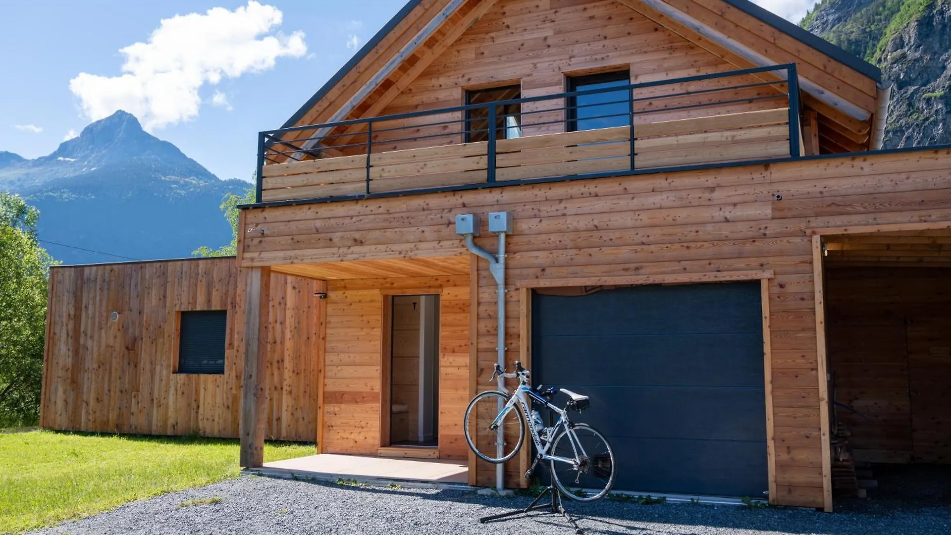 L'Escapade Oisans Apartment Le Vert
